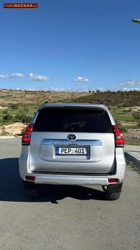 Toyota Land Cruiser Prado - photo 5