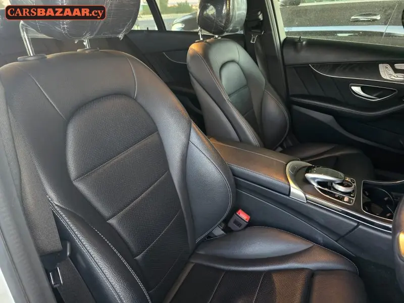 Mercedes-Benz C220d AMG Line	 - photo 5