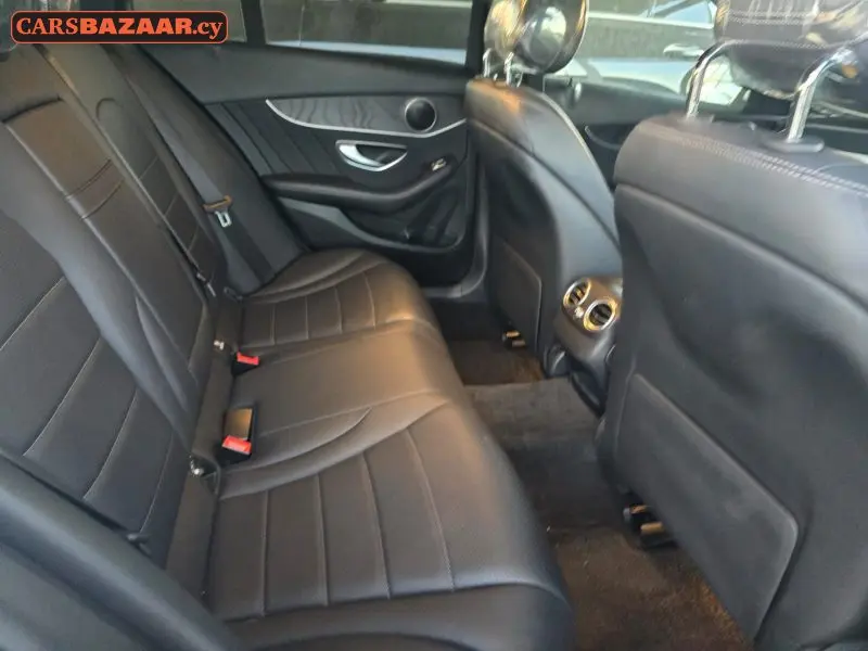 Mercedes-Benz C220d AMG Line	 - photo 4