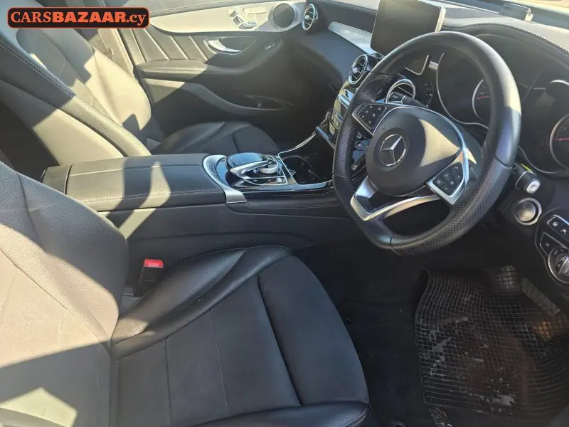 Mercedes-Benz GLC220d AMG Line - photo 6