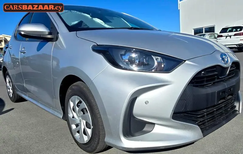 Toyota Yaris  - photo 2