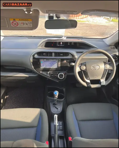Toyota Aqua - photo 6