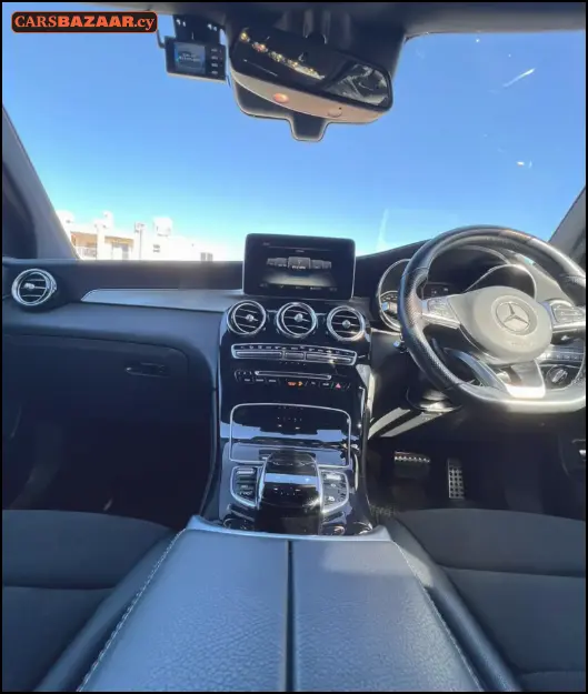 Mercedes-Benz GLC220d AMG Line - photo 2