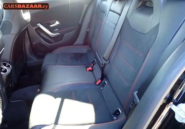 Mercedes-Benz A200d AMG Line - photo 2