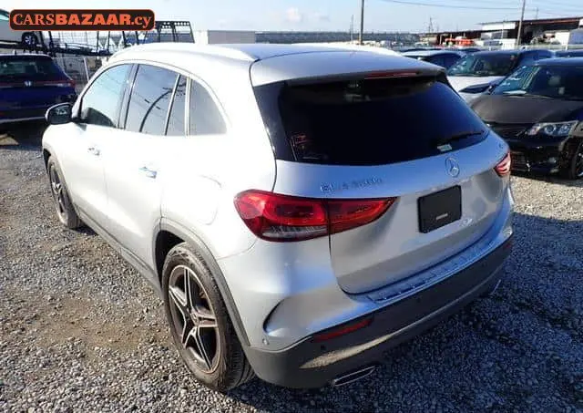 Mercedes-Benz GLA200d AMG Line  - photo 4
