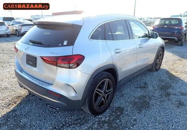Mercedes-Benz GLA200d AMG Line  - photo 5