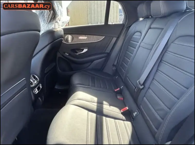 Mercedes-Benz GLC220d AMG Line - photo 9