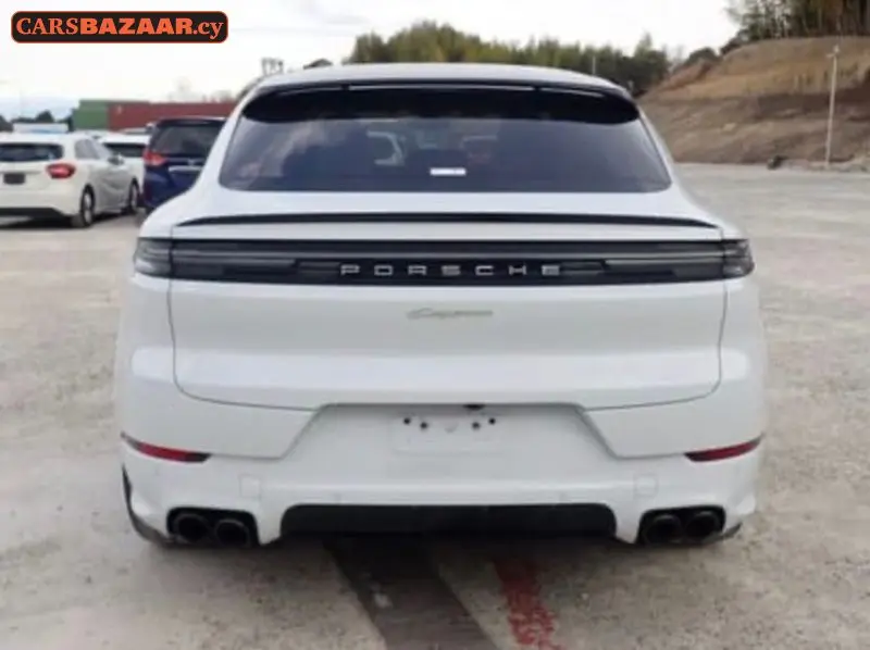 Porsche Cayenne  - photo 3