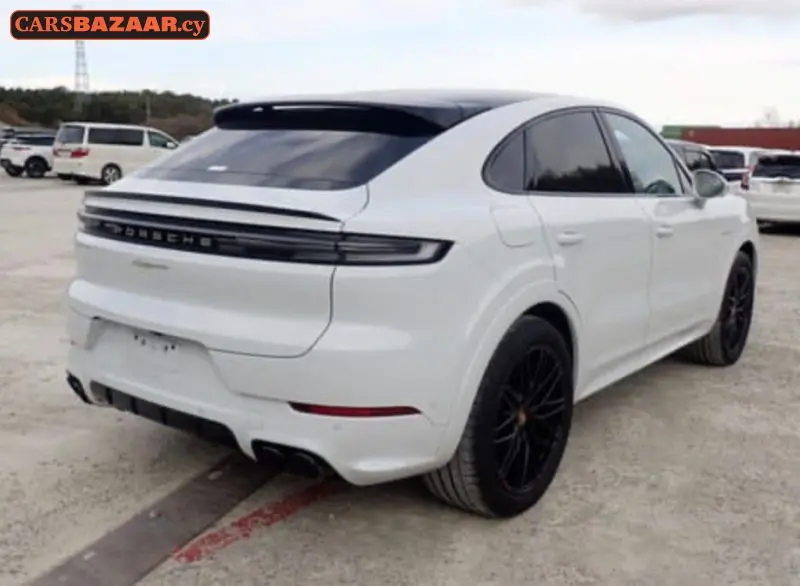Porsche Cayenne  - photo 4