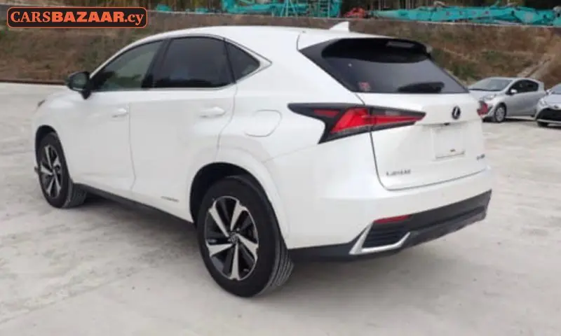 Lexus NX300H F Sport - photo 2
