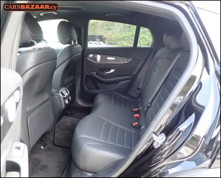 Mercedes-Benz GLC300 AMG Line - photo 8