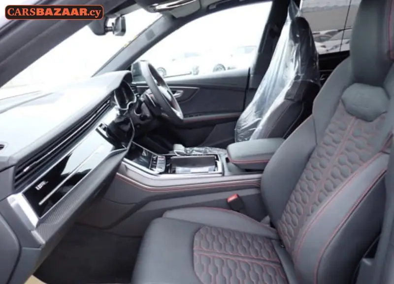 Audi RS Q8 - photo 11