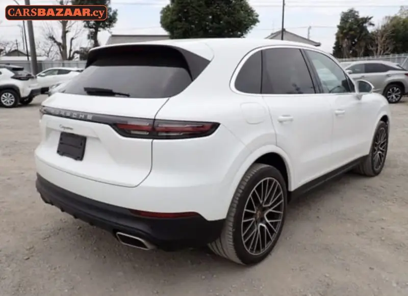 Porsche Cayenne  - photo 3