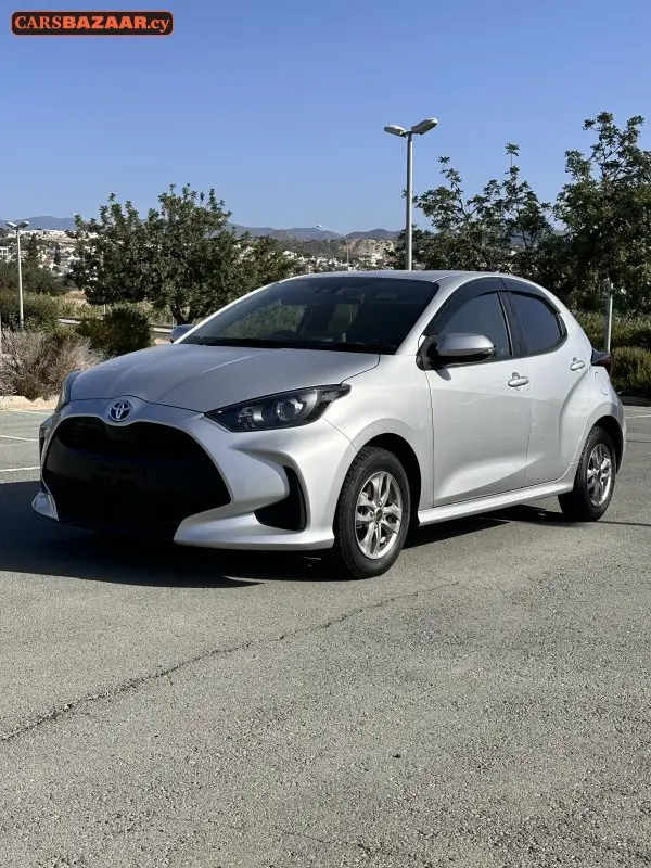 Toyota Yaris  - photo 5