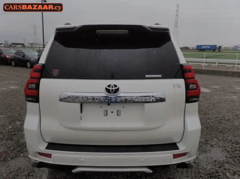 Toyota Land Cruiser Prado - photo 3