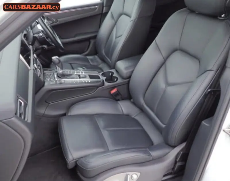 Porsche MACAN - photo 6