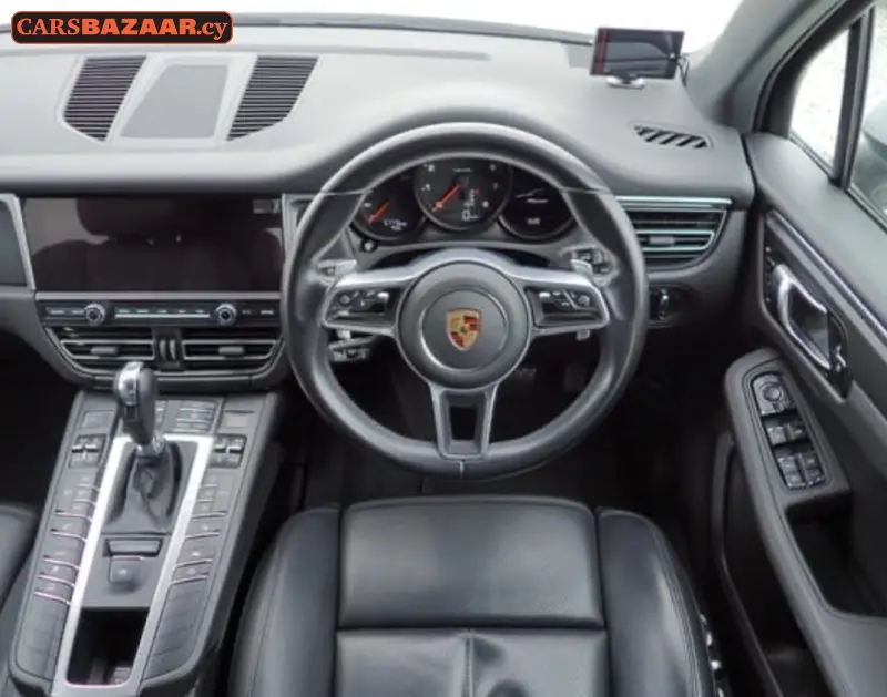 Porsche MACAN - photo 4