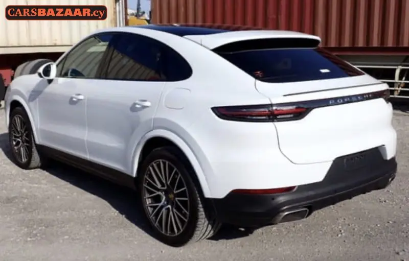 Porsche Cayenne  - photo 2