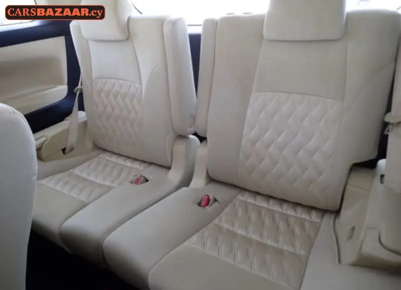 Toyota Alphard  - photo 6