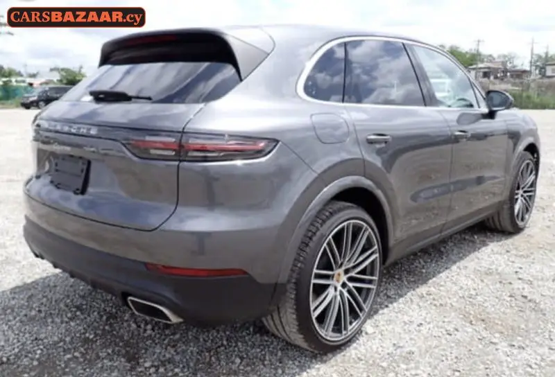 Porsche Cayenne  - photo 3