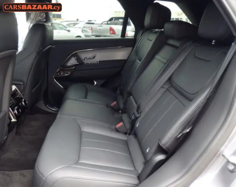 Land Rover Range Rover Sport - photo 8