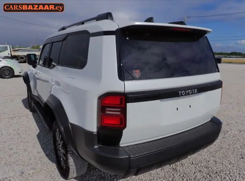 Toyota LAND CRUISER VX - photo 2