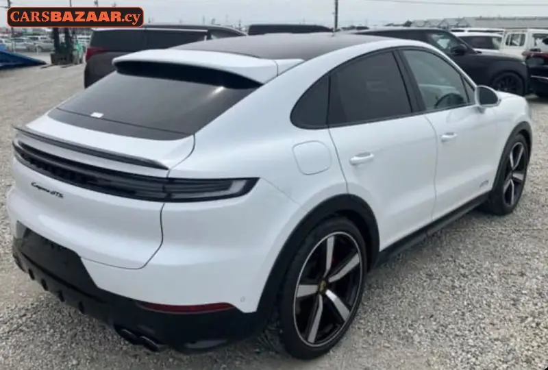 Porsche Cayenne GTS  - photo 8