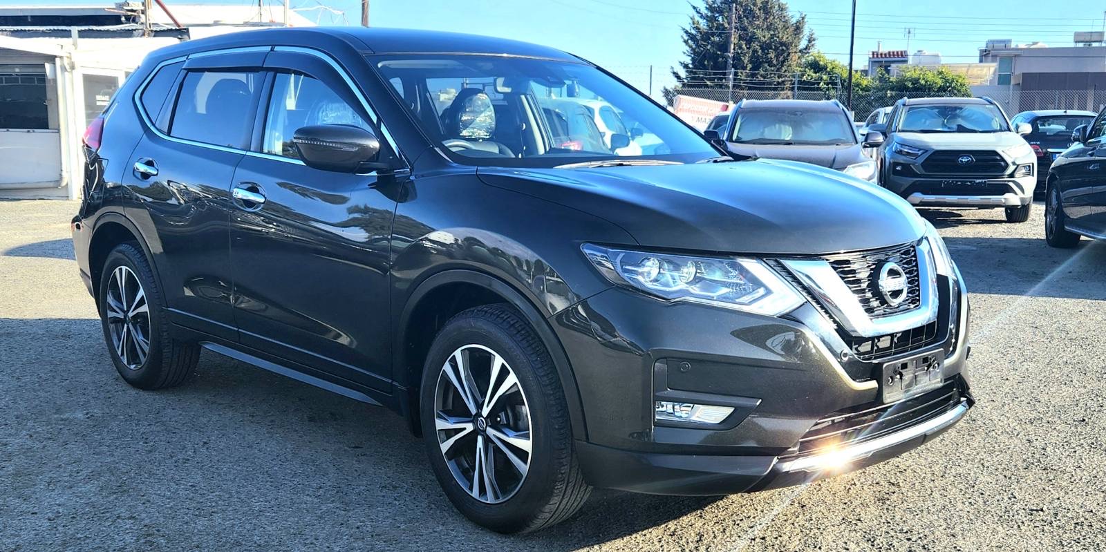 nissan x trail 7 seater 3 car seats